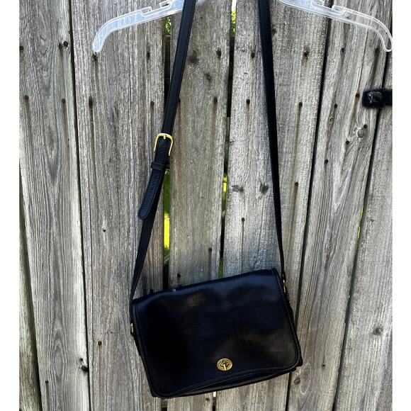 Vintage Coach City Bag - Picture 2 of 11